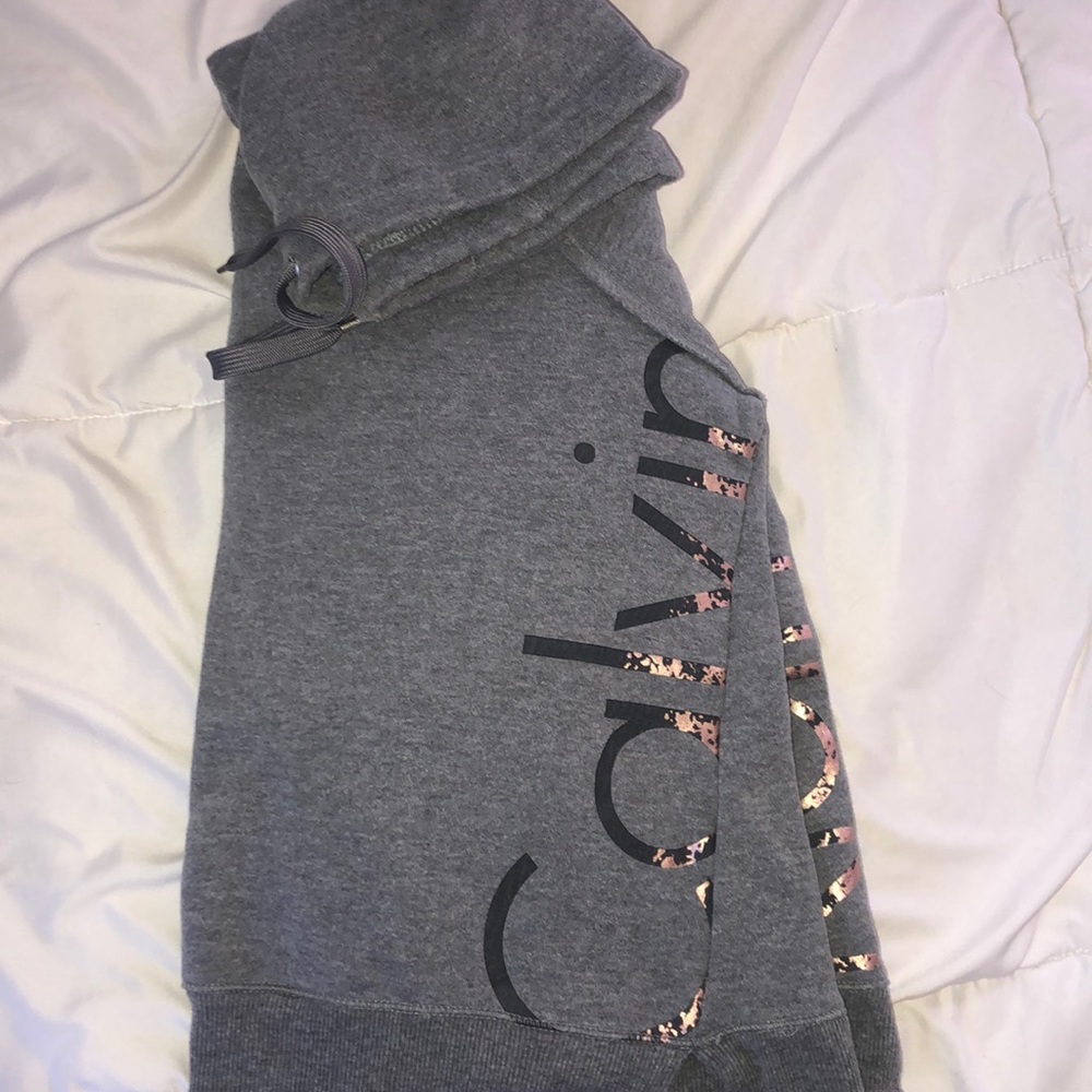 Calvin Klein sweatshirt